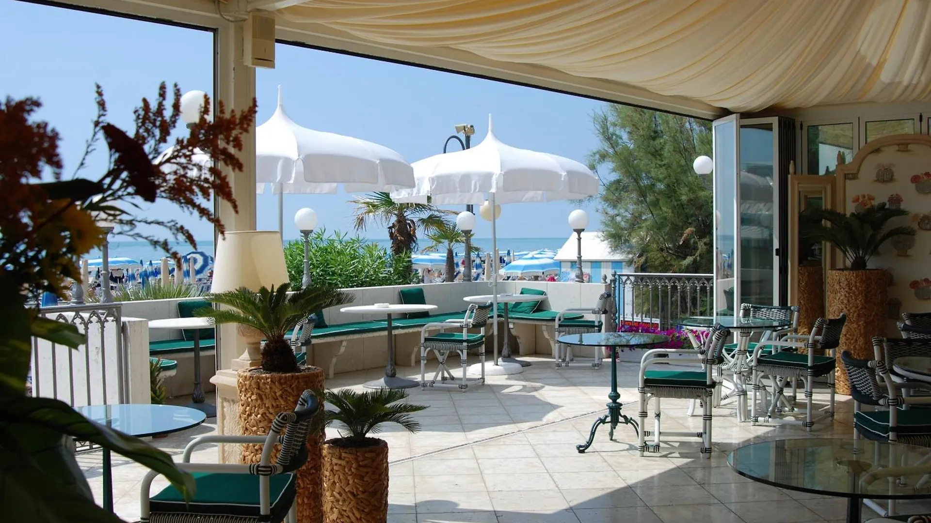 Hotel Montecarlo ليدو دي يسولو